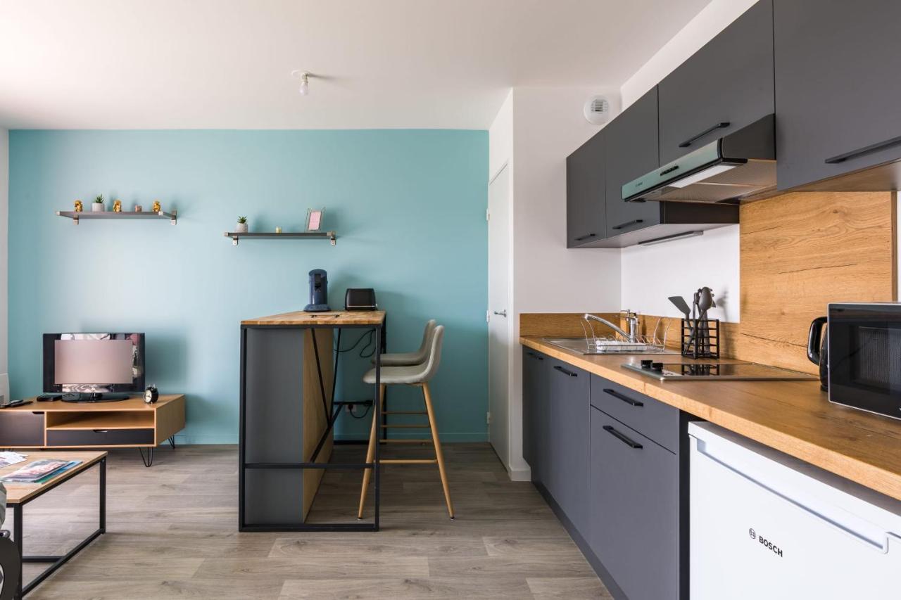 Appartement L'ÉCUME - Studio moderne avec grand balcon et place de parking à Dinard Extérieur photo