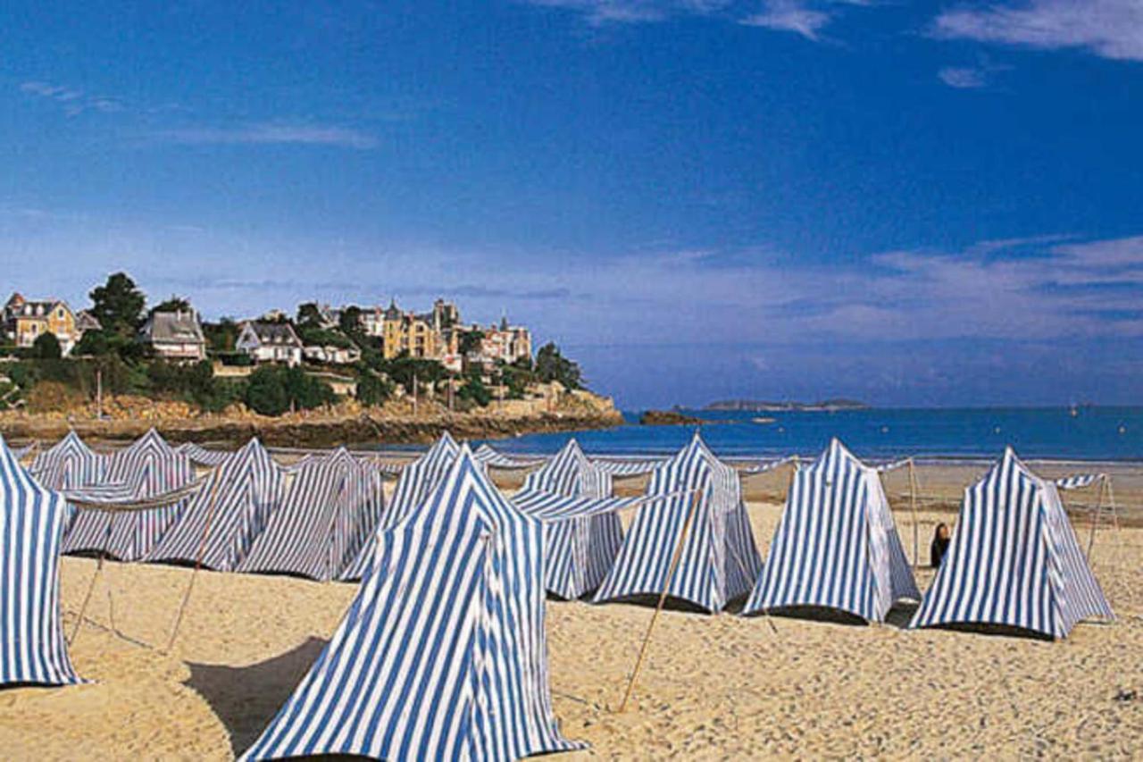 Appartement L'ÉCUME - Studio moderne avec grand balcon et place de parking à Dinard Extérieur photo